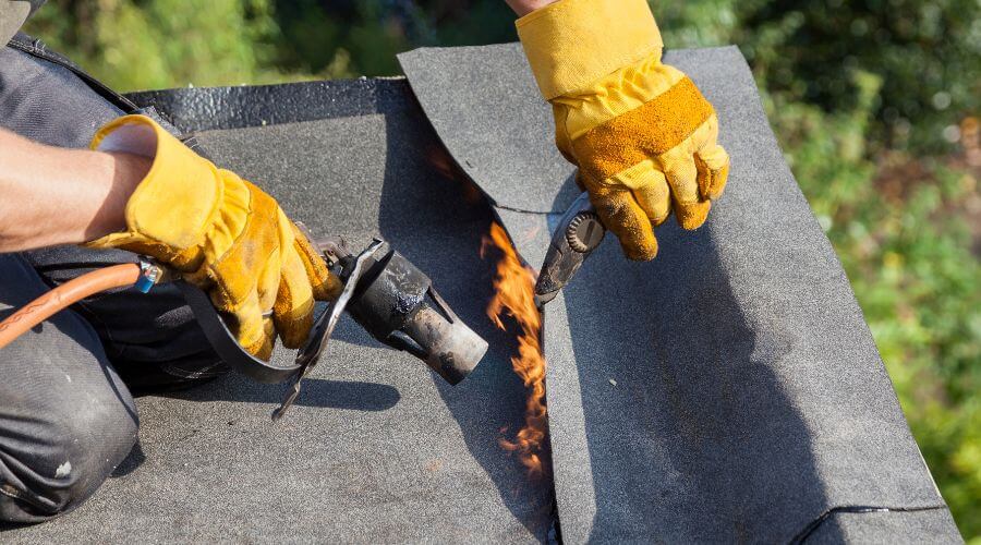 Expert Emergency Roof Repairs services in Hopkins, MN
